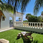 Villa Con Piscina Cerca De Puerto Blanco
